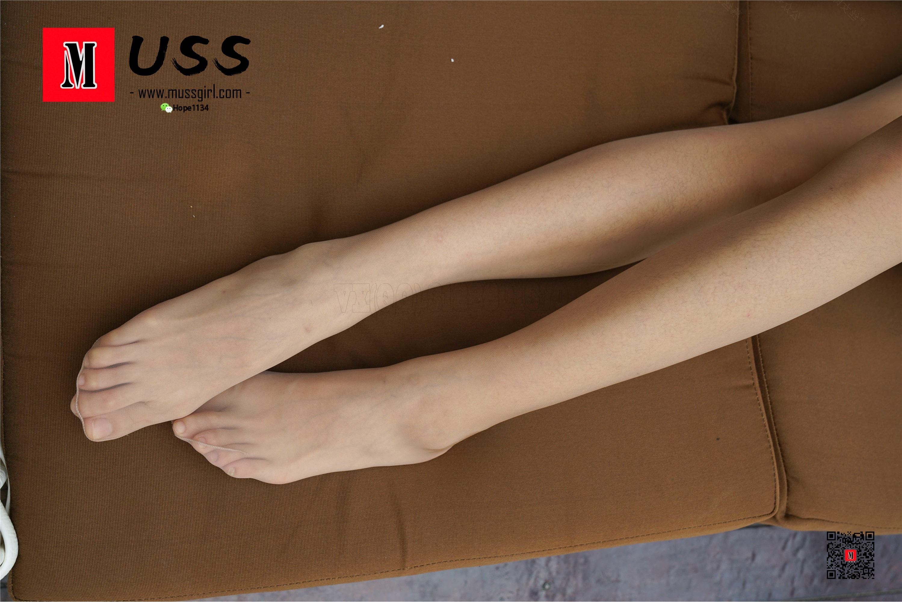 MussGirl慕丝女郎  NO.120 我不轻易露腿，因为我不想“生灵涂炭”《脚》